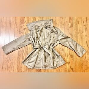 Halogen Silver/Green Raincoat Jacket (Hood, Belt, Sleeve Tabs) Size 1 *NWOT🎁🧥*